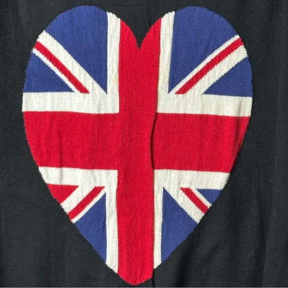 Torrid Union Jack Heart Sweater Black Red‎ White Blue Womens Plus 3X Flag Cotton - Picture 7 of 10